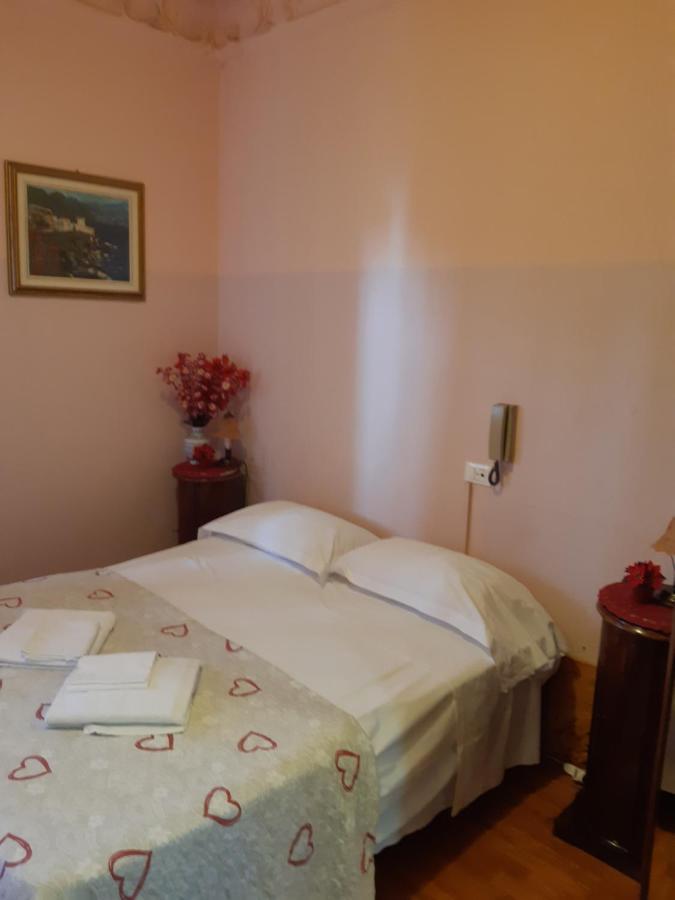 Hotel Guesthouse Massena Genoa Exterior photo