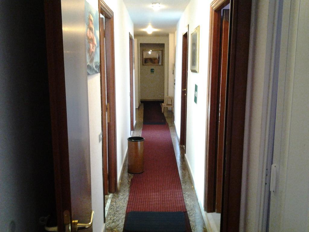 Hotel Guesthouse Massena Genoa Exterior photo
